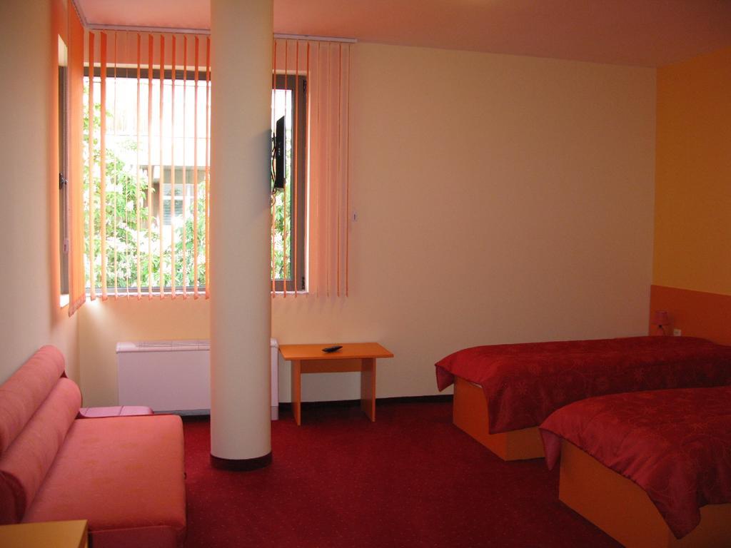 Hotel Tarnovo Veliko Tarnovo Pokoj fotografie